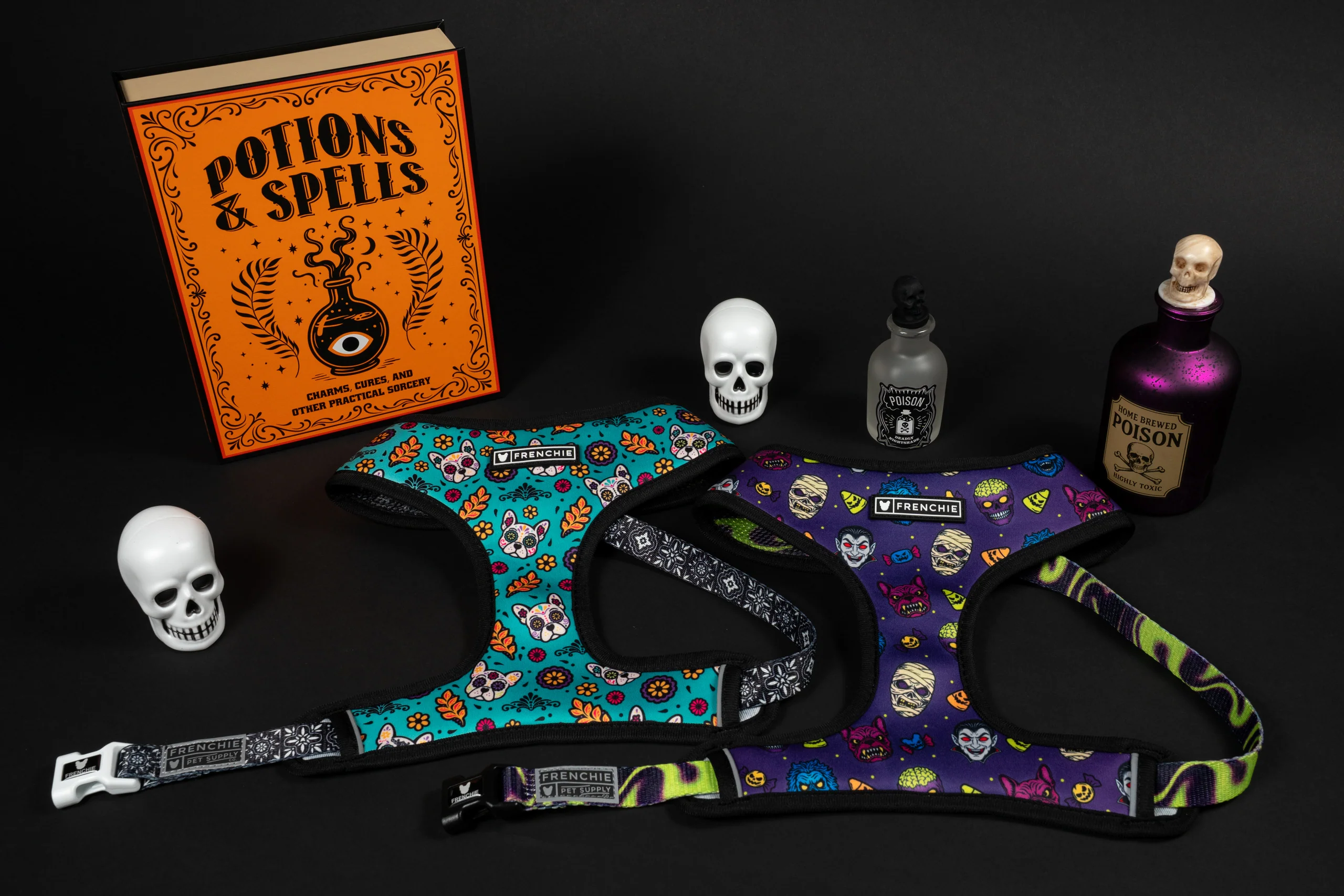 Arnés Frenchie Duo reversible estampado Day of the Dog